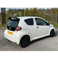 Alerón de techo V.2 Toyota Aygo Mk1 (2005-2014) Motordrome