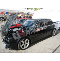 BARRA REFUERZO ULTRARACING BMW 3-SERIES E30 ULTRARACING DELANTERA SUPERIOR STRUTBAR SOLID 069