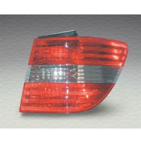 Mercedes B W245 05-*Piloto Trasero Dch Exterior ( Con Portalamparas)