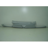 Alfa 145 94-*Rejilla