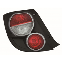 Chevrolet Aveo 12-*Piloto Trasero Izq 3/5 P