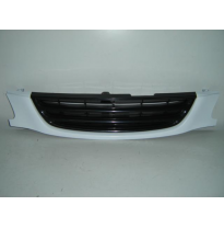 Toyota Avensis 97-*Rejilla Negra