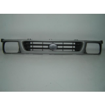 Toyota Hilux Ln145 2wd 98-*Rejilla