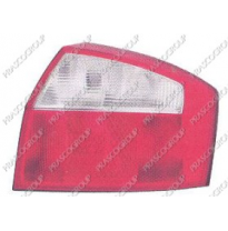 Audi A4 01-*Piloto Tras Dch