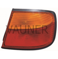 Nissan Primera 96-*Piloto Trasero Dch Rojo/Ambar 4p