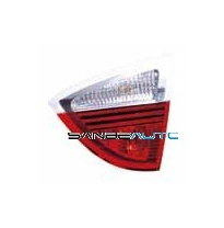 BMW S/3 E91 05-*PILOTO TRASERO  DCH PORTON SW (BLANCO/ROJO)