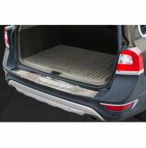 Protector acero paragolpes trasero Volvo XC70 Facelift 2013- &#039;Ribs&#039;
