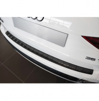 Protector de paragolpes trasero de acero inoxidable negro para Audi Q3 II 2019- &#039;Ribs&#039;
