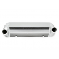 Intercooler TA Technix Tamaño de malla: 510 x 150 x 130 mm Conexiones: 61 mm Quickfit como OEM  Valido para: BMW Serie 1 / Serie
