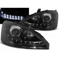 Faros Delanteros Luz Diurna Ford Focus 10.98-10.01 Fondo Negro