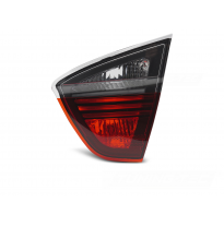 PILOTO TRASERO ROJO HUMO LADO DERECHO TYC FLAP PARA BMW E90 05-08