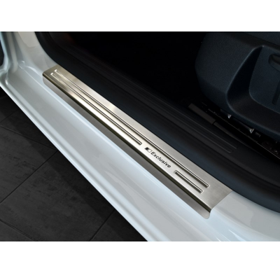 Protector Puerta Acero "Exclusive"  4  Unidades  Seat  Seat Leon 5f (Iii) 5d/ Combi  Año 2013->   Avisa