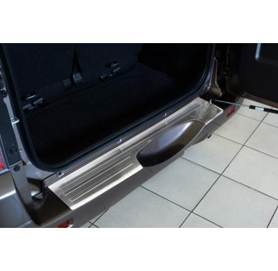 Protector Paragolpes Acero Inox Suzuki  Grand Vitara /Embossed Lines/ Profiled  5d Version for Models With Spare Wheel Año 2006-