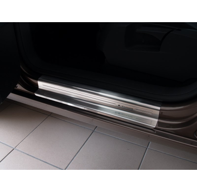 Protector Puerta Acero "Exclusive"  4  Unidades  Vw Vw Touran Ii / Gp2  Año 2006->   Avisa