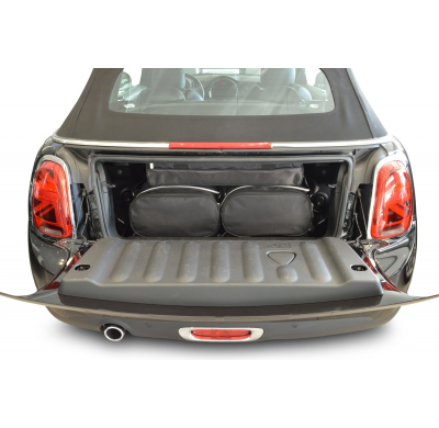 Set de bolsas de viaje Mini Cabriolet (F57 - Mk III) 2016-actualidad Con logo de la bandera británica.