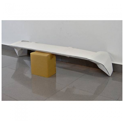 Alerón Ford Fiesta '09 RS fabricado en: Fibra de vidrio