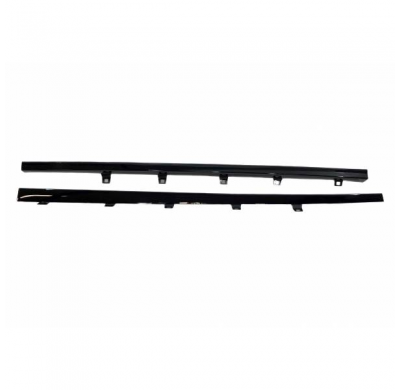 Taloneras Volkswagen Golf 7 / 7.5 Look Rline  Negro Brillante *Plástico ABS