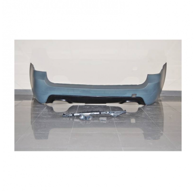 Paragolpes Trasero Bmw E61 Look M 2 Salidas Abs - Plástico Abs