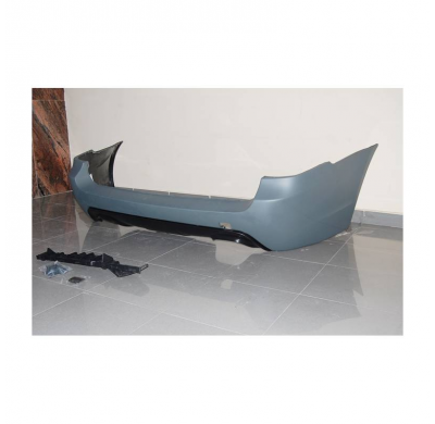 Paragolpes Trasero Bmw E61 Look M 2 Salidas Abs - Plástico Abs