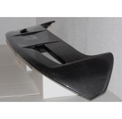 Alerón Ford Fiesta ST 2009-2016 C/Luz Carbono Fibra de Carbono