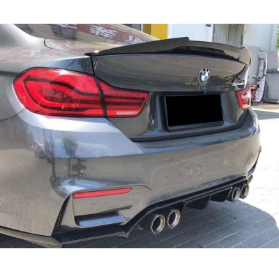 Kit De Carrocería BMW F80 Brillante Negro Look CS Plástico ABS