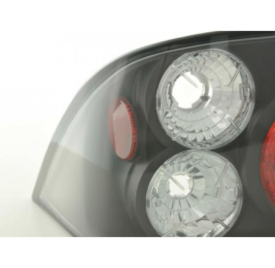 Pilotos Traseros Mitsubishi Mirage Lancer 01-06 Negro