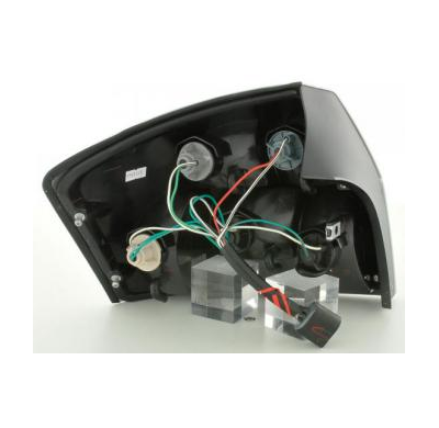 Kit De Pilotos Traseros Para Audi A4 Sedan Modelo 8e  01-04 Blanco Fk Automotive