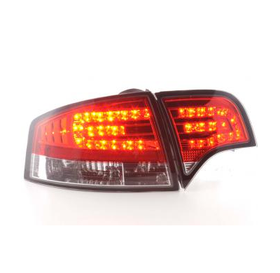 Kit De Pilotos Traseros Led Audi A4 Sedan Modelo 8e  04-07 Rojo/Color Claro Fk Automotive