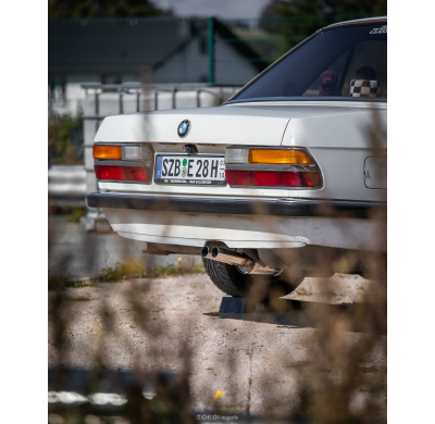 BMW E28 525e con Catalizador BMW E28 525e con CAT - final s Fox exhaust