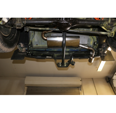 Escape FOX Lada Niva 4x4 Urban escape final cross exit izquierda - 1x90 type 10 izquierda