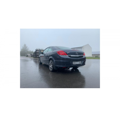 Escape trasero FOX Opel Astra H TwinTop en un lado - 115x85 tipo 32