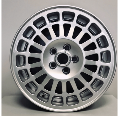 Llanta Replica Lancia  736-5  Oldtimer  7,0x15  5x98  Et 37  58,1 Silver