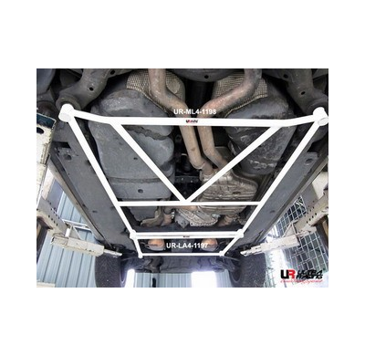 BARRA REFUERZO ULTRARACING VW TOUAREG 02+ ULTRARACING 4-PUNTOS MID LOWER BRACE 1198