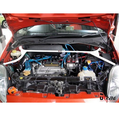 BARRA REFUERZO ULTRARACING FIAT GRANDE PUNTO 8V 1.4 06+ ULTRA-R DELANTERA SUPERIOR STRUTBAR 4P