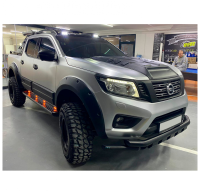 Pasos de rueda Oneway aptos para Nissan Navara NP300 (D23) 2017-2021 - Negro mate