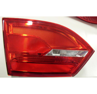 Vw Jetta 11-*Piloto Trasero Izq Porton 4p