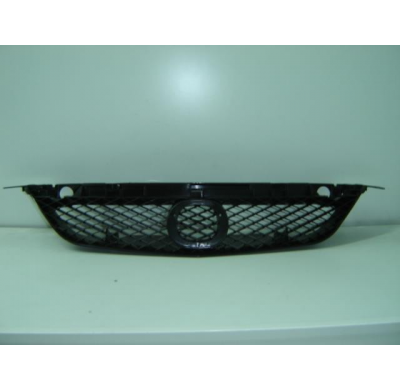 Mazda 323 01-*Rejilla