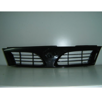 Nissan Almera 96-*Rejilla