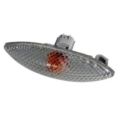 Toyota Yaris 99-*Piloto Lateral Izq