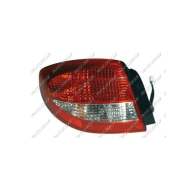 Piloto Trasero Izquierdo Mod. 4 Puertas