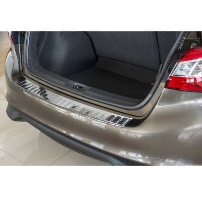 Protector paragolpes trasero acero inox Nissan Pulsar 2014- 'Ribs'