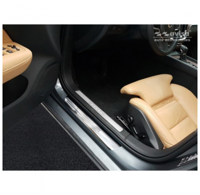 Protector Talonera De Puerta Acero Inox Volvo V60 Ii 2018- - 'Lines' - 4-Piezas