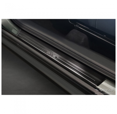 Protectores de umbral de puerta de acero inoxidable negro adecuados para Toyota Aygo X 2022- 'Lines X' - 4 piezas