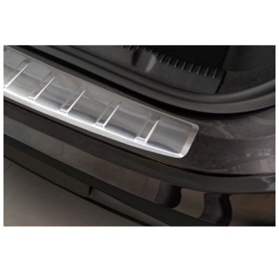 Protector de parachoques trasero en acero inoxidable para Mercedes EQE (V295) 2022- 'Ribs'.