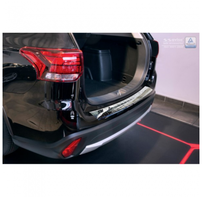 Protector cromado acero paragolpes trasero Mitsubishi Outlander III 2015- 'RIbs'
