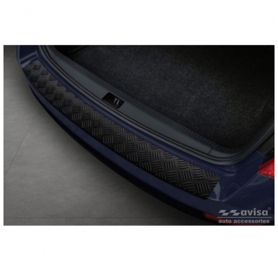 Protector de parachoques trasero en aluminio negro mate para Skoda Octavia III Kombi Facelift 2017-2020 'Riffled Plate'.