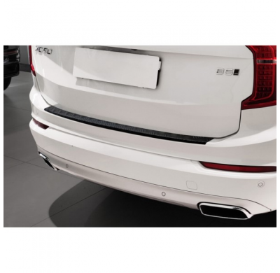 Protector de parachoques trasero de aluminio negro mate adecuado para Volvo XC90 II 2015- 'Riffled Plate'.