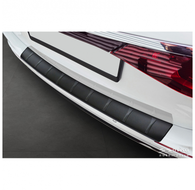 Protector de parachoques trasero de acero inoxidable negro mate apto para Mercedes Clase E (S214) Estate 2023 - 'Ribs'