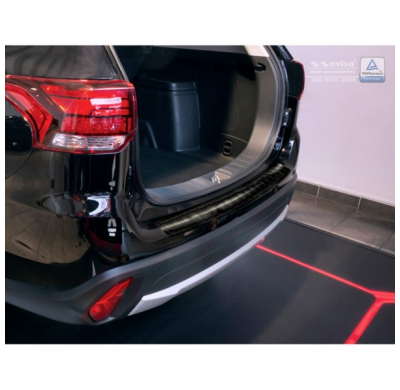 Protector negro acero paragolpes trasero Mitsubishi Outlander III Facelift 2015- 'RIbs'