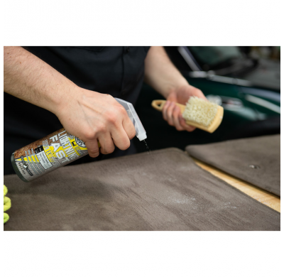 Cepillo para detalles interiores The Nifty Brush de Chemical Guys